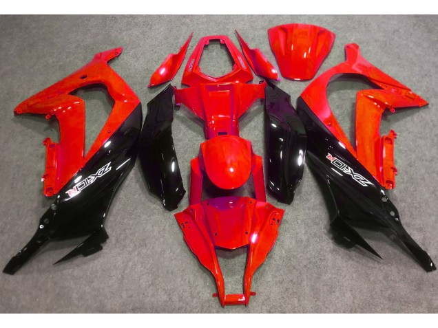 Rouge Brillant & Noir 16-19 ZX10R Carénage Moto Rouge Brillant & Noir 16-19 ZX10R Carénage Moto