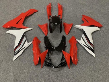 Style Rouge & Blanc Brillant 11-24 GSXR 600-750 Carénage Moto